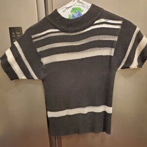 TRYST DESIGNER SHIRT (SIZE MEDIUM)